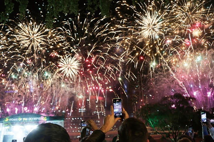 発表直後、ブリスベンの夜空を花火が彩った（Photo：Taka Uematsu）